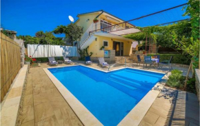 Awesome Home In Vinisce With Wifi